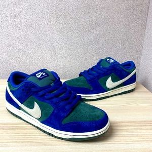Nike SB Dunk Low ( Deep Royal Blue )